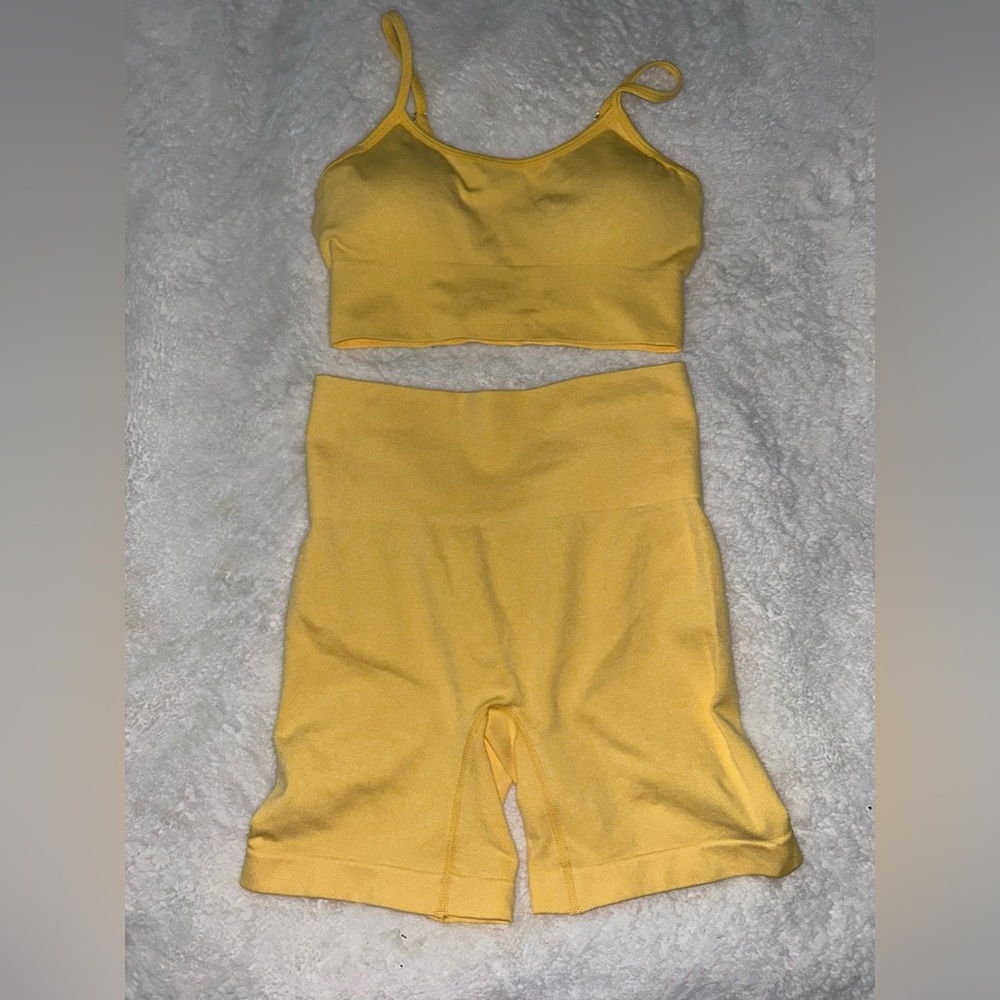 Cute two piece yellow bra and running shorts set, size small